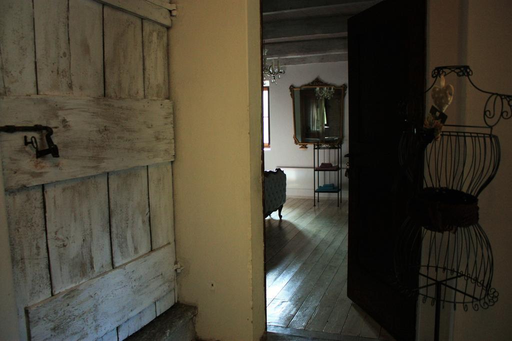 Affittacamere Casa Archi Losone Oda fotoğraf